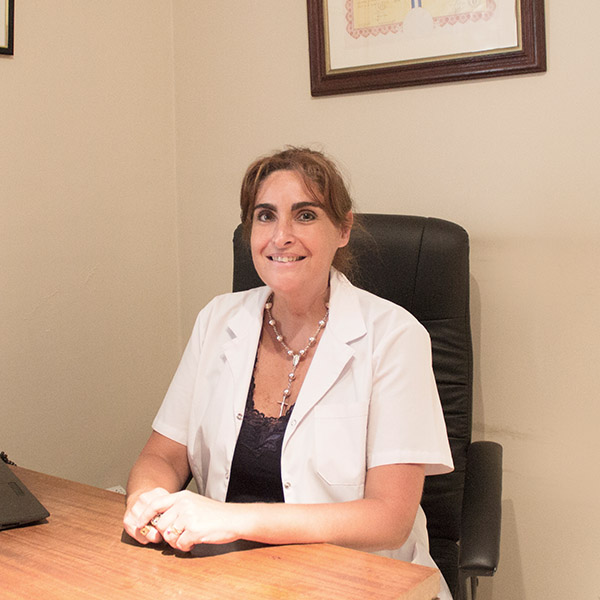 Dra. Claudia Morón | Mater - Ginecología y Obstetricia